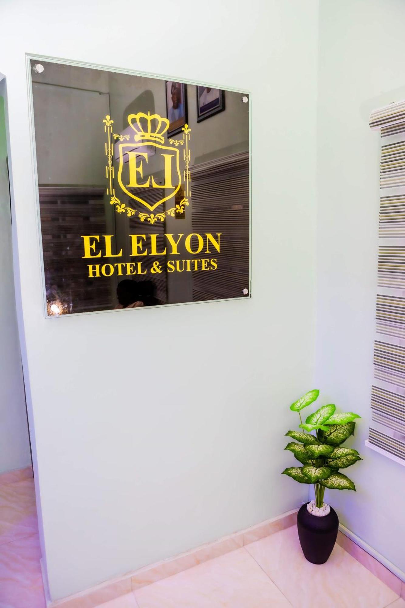 El Elyon Hotel And Suites Lagos Buitenkant foto